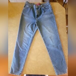 Vintage Women's Levi's Blue Straight 512 Jeans Classic Denim | Size Medium